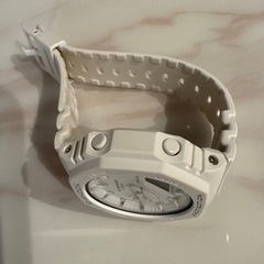 特に女性の方へG-SHOCK ホワイトの画像