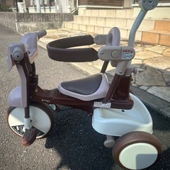 【引取限定・香川県】iimo 三輪車 コンフォートブラウン 美品　折りたたみ式の画像
