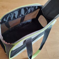 ペット用キャリーバッグ　1個（猫用として使用済）の画像