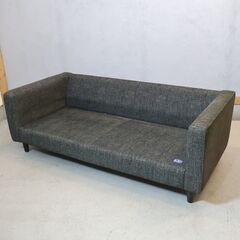 ACME FURNITURE(アクメファニチャー) JETTY(ジェティ) 2.5Pソファ。直線的なフォルムと落ち着きのあるカラーの2シーターソファは男前インテリアはもちろん北欧スタイルとも相性が抜群の画像