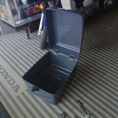 ホンダ純正ビジネスBOXの画像