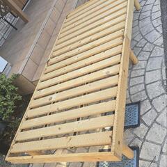 ベッドの画像