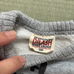 DILASH トレーナー　100cmの画像