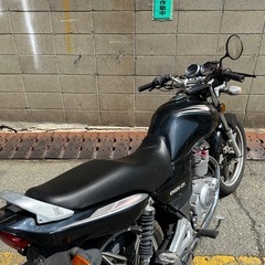 SUZUKI EN125 実働  バッテリー新品 シート張り替え グリップヒーター付き！4スト125cc 　最短で即日配送可能ですのでご相談ください　値下げ交渉OK　YBR CBF GN検討中の方にも！の画像