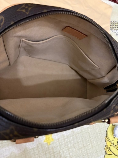 【正規品】VUITTONバック