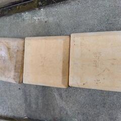 野球のベース3つの画像