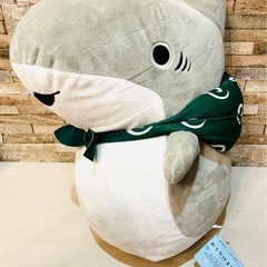 【新品タグ付き】おでかけ子ザメ　めちゃでかぬいぐるみ　クリアファイル付き！！の画像