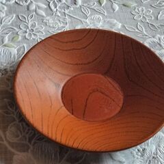 有田焼ふた付湯のみ茶碗と茶たくの画像