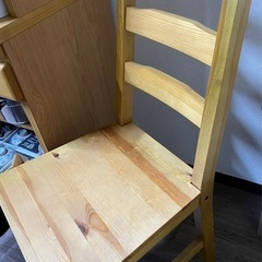 木製チェアの画像