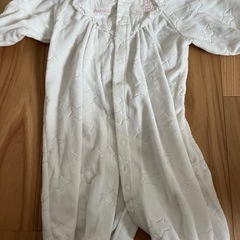 ベビー服　ロンパースの画像