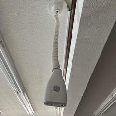 吊り下げ伸縮コンセント二つセットしての画像