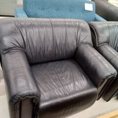 リユースのサカイ栃木店★ジモティ割あり★  本革レザーソファ1人用2点セット ブラック W100×D82×H70 クリーニング済み TC10425の画像