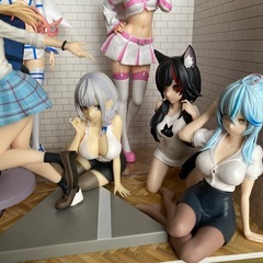 アニメキャラクター色々フィギュアの画像