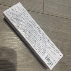 デコルテ　ミニマリスト　化粧下地の画像