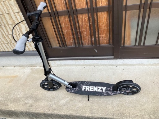 frenzy キックボード