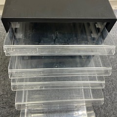 事務用品　引き出しの画像