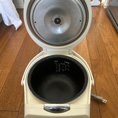 【動作不良なし！】炊飯器　コンパクトの画像