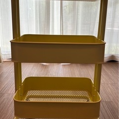 ※交渉中※IKEA スチームワゴン　3段　キャスター付きの画像