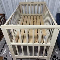 ファミリア　ベビーベッドの画像