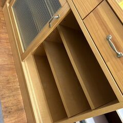 家具	【リユ-スのサカイ広島石内店】ジモティ割！キャビネット/クリ-ニング済み/HG-7024/広島市 家具　佐伯区 家具　南区 家具　西区 家具　東区 家具　中区 家具　安佐南区 家具　安佐北区 家具　安芸区 家具　府中町 家具　海田町 家具　熊野町 家具　坂町 家具　廿日市市 家具の画像
