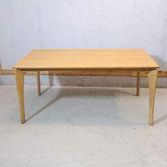  朝日木材加工/Sturd(スタード)のオーク材 ダイニングテーブルです。脚部のスッキリとしたデザインがスタイリッシュな印象の木製テーブル♪北欧スタイルなどカフェ系のインテリアに！の画像