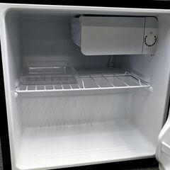 ⑯【税込み】美品 アイリスオーヤマ 45L 1ドア 冷蔵庫 IRSD-5A-B ブラック サイコロ サブ冷蔵庫 2022年製【PayPay使えます】の画像