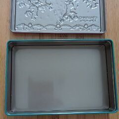 2022年　ディズニーの缶の画像