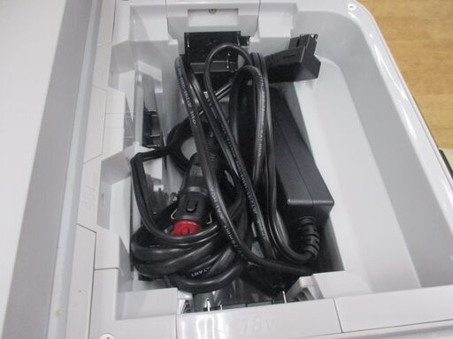 マキタ makita CW001G 保冷温庫 中古美品 本体のみ 40/18/14.4V コード付き 【ハンズクラフト宜野湾店】