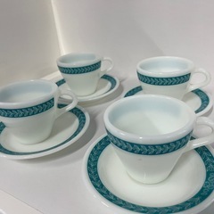 【🤩アンティーク🤩】PYREX 耐熱ガラスカップ4セットの画像