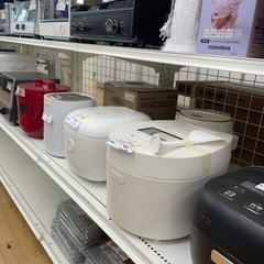 ★リユースのサカイ幸手店★SJ10291★炊飯器　21年製　３合　クリーニング済み の画像