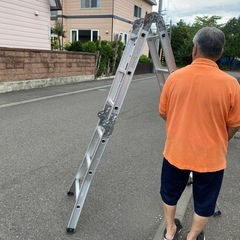 脚立の画像
