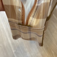 tete a tete プールバックの画像