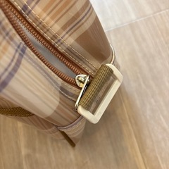 tete a tete プールバックの画像