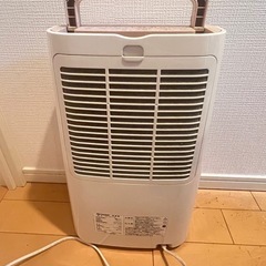 SHARP 除湿機の画像