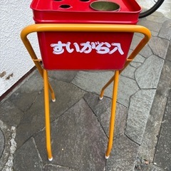 喫煙所に置く感じの灰皿の画像