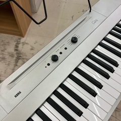 中古品　KORG デジタルピアノ　L1SP シルバー　台座付き　2022年製　公田店の画像