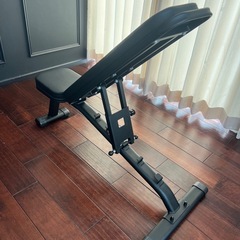 [リーディングエッジ] トレーニングベンチ マルチポジションベンチ 耐荷重300kg 角度調整 折り畳み式 シート補強フレームの画像