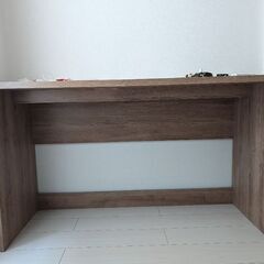 [幅120]システムデスク 壁面収納 書斎 木目調 大型 パソコンデスク 本棚 ラック付 ライトブラウンの画像