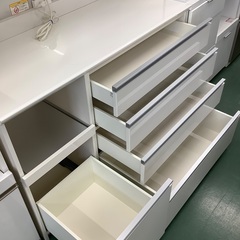 家具ならトレファク吉川店！！   Pamouna 　2枚扉レンジボード　ホワイトの画像