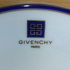 0829-424 GIVENCHY　皿の画像