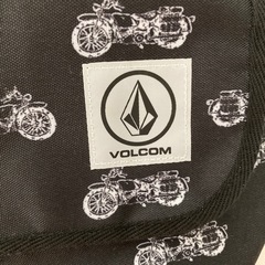 VOLCOM ショルダーバッグの画像