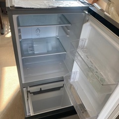 2ドア冷蔵庫の画像