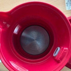 電気ポットの画像
