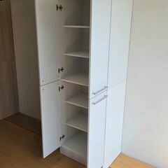 未使用訳あり 幅60　フードストッカー ストッカー 台所 食品庫 収納庫 ラック キッチンラック 食器棚 収納棚 扉付き キッチンキャビネットの画像