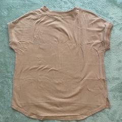 ベージュ コットン Tシャツ Mサイズの画像