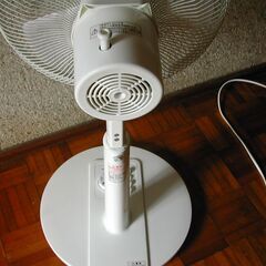 リビング扇風機 30cmの画像
