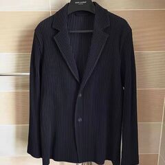 HOMME PLISSÉ ISSEY MIYAKE BASICS ジャケットの画像