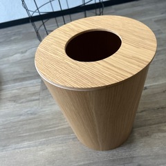 ゴミ箱、収納セットの画像