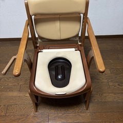 最終募集 介護用トイレ 家具調トイレ 安寿の画像
