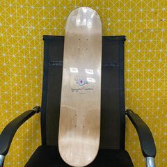 MoMA 草間彌生 DOTS スケートボード イエローの画像